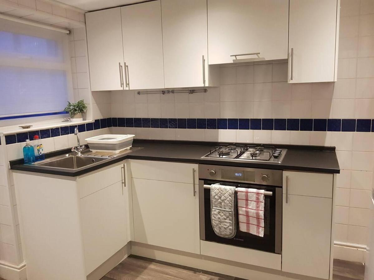 Вилла Bright 4-Bed House 15 Min To Manchester Centre Экстерьер фото
